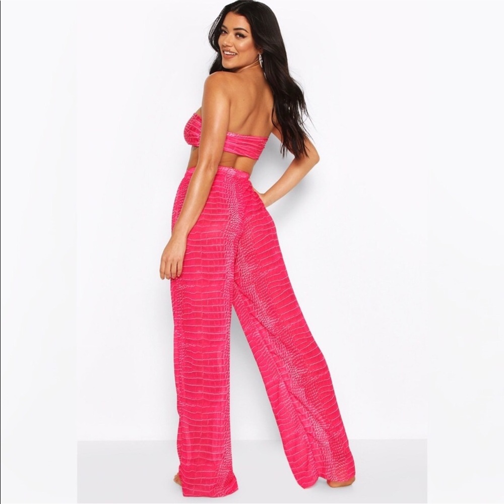 🌸CROC WIDE LEG  BEACH PANTS 💕 - Picture 2 of 9
